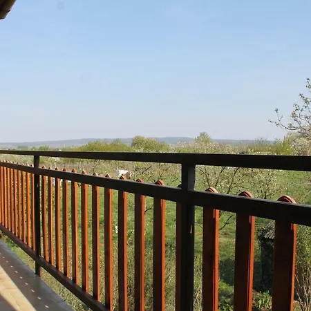 Sungarden Apartman 公寓 *