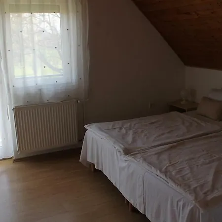 Sungarden Apartman 巴拉通雷勒