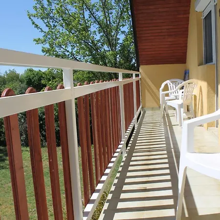 Sungarden Apartman 公寓 *