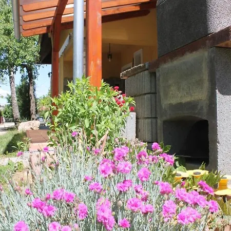 公寓 Sungarden Apartman *